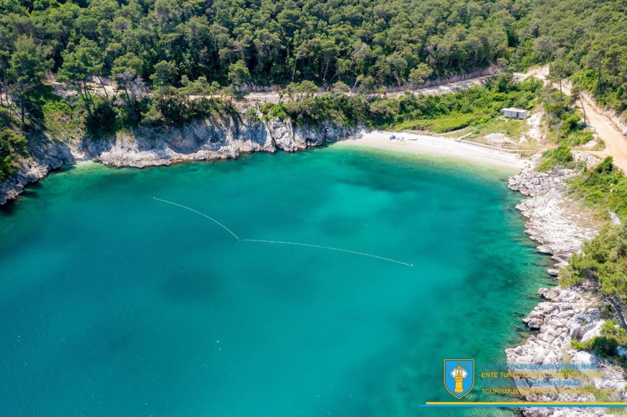 Yourcroatiaholiday - Villa With 6 Rooms Дрене Экстерьер фото