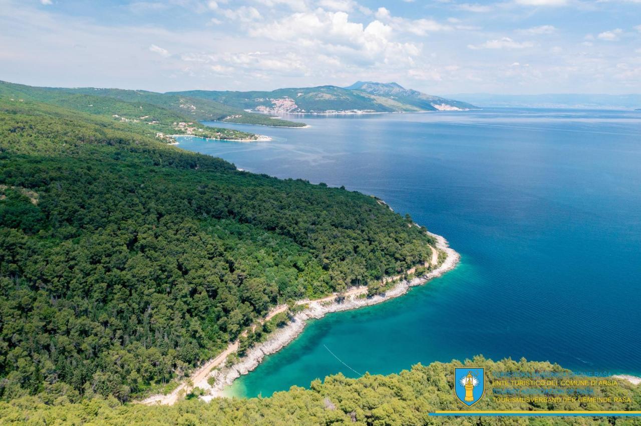 Yourcroatiaholiday - Villa With 6 Rooms Дрене Экстерьер фото